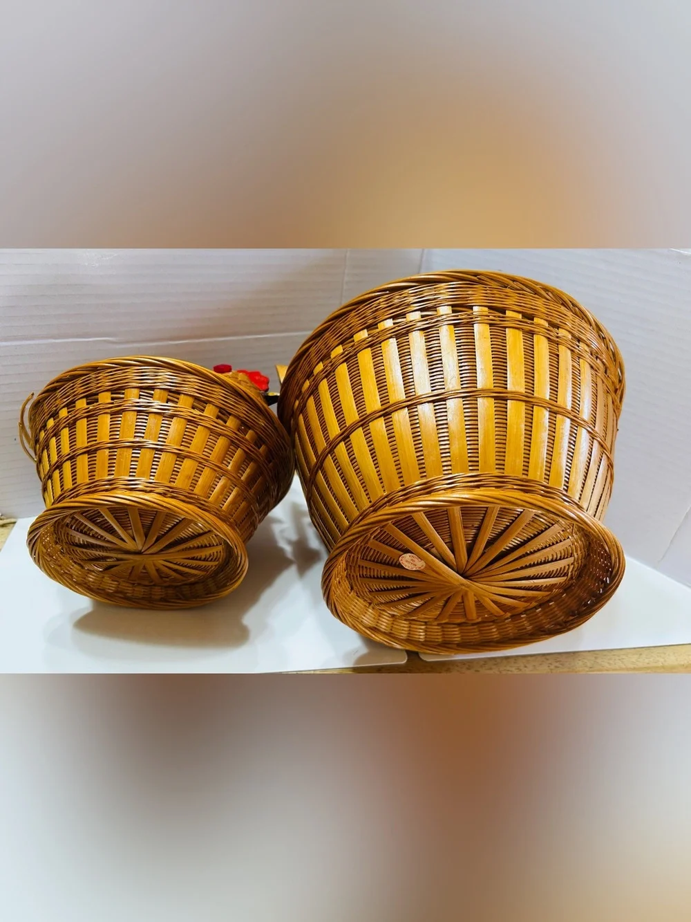 Vintage nesting hens, bamboo.